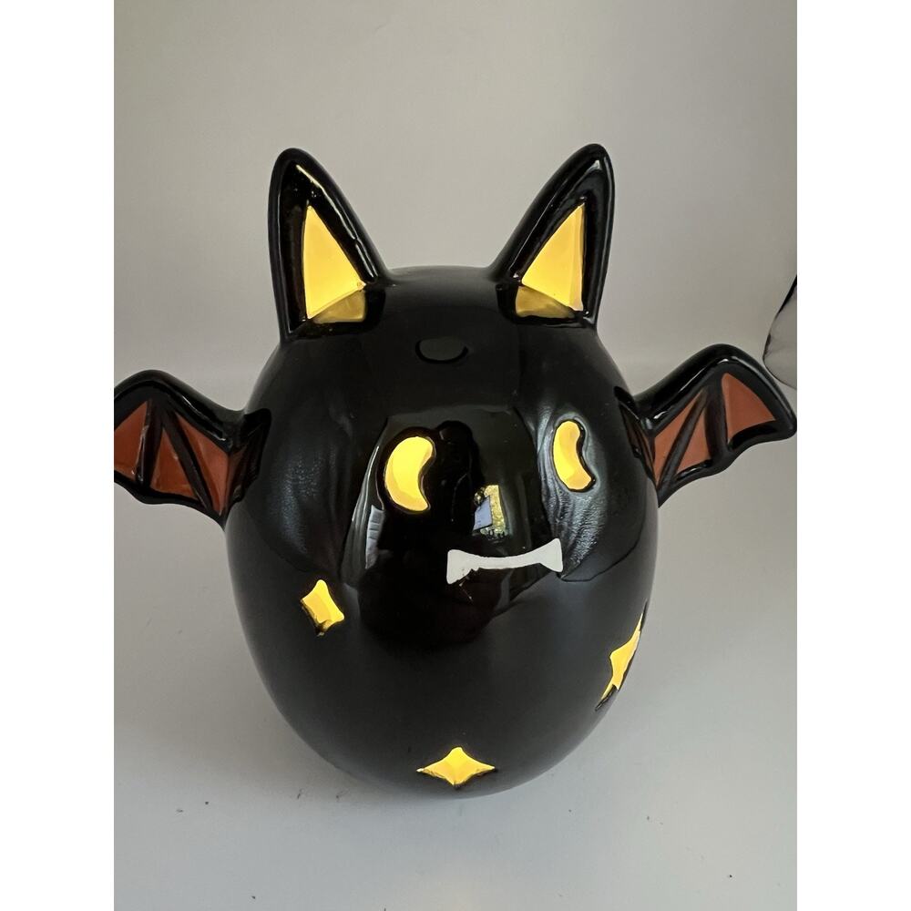 Target Ceramic Bat Halloween Decor Decorative Figurine Stars Light Up 5”